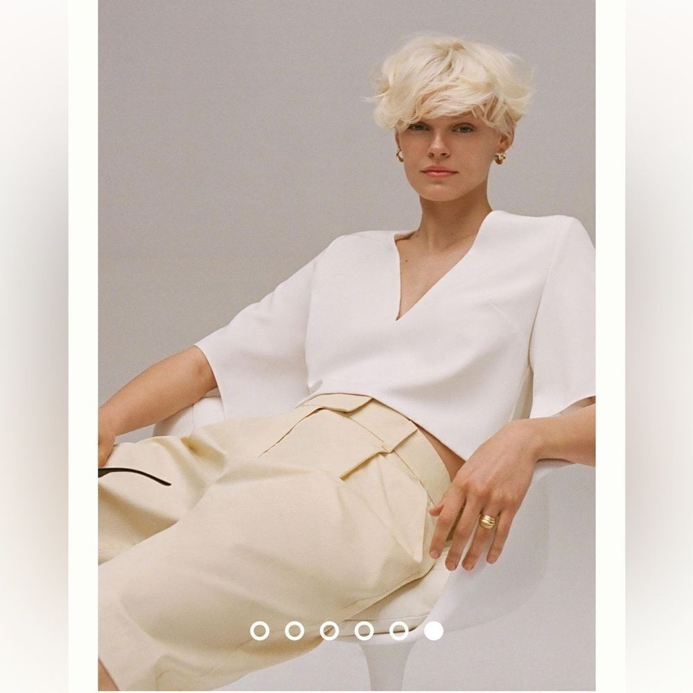 Exquise size Medium Exquise Cropped Pleated Trousers